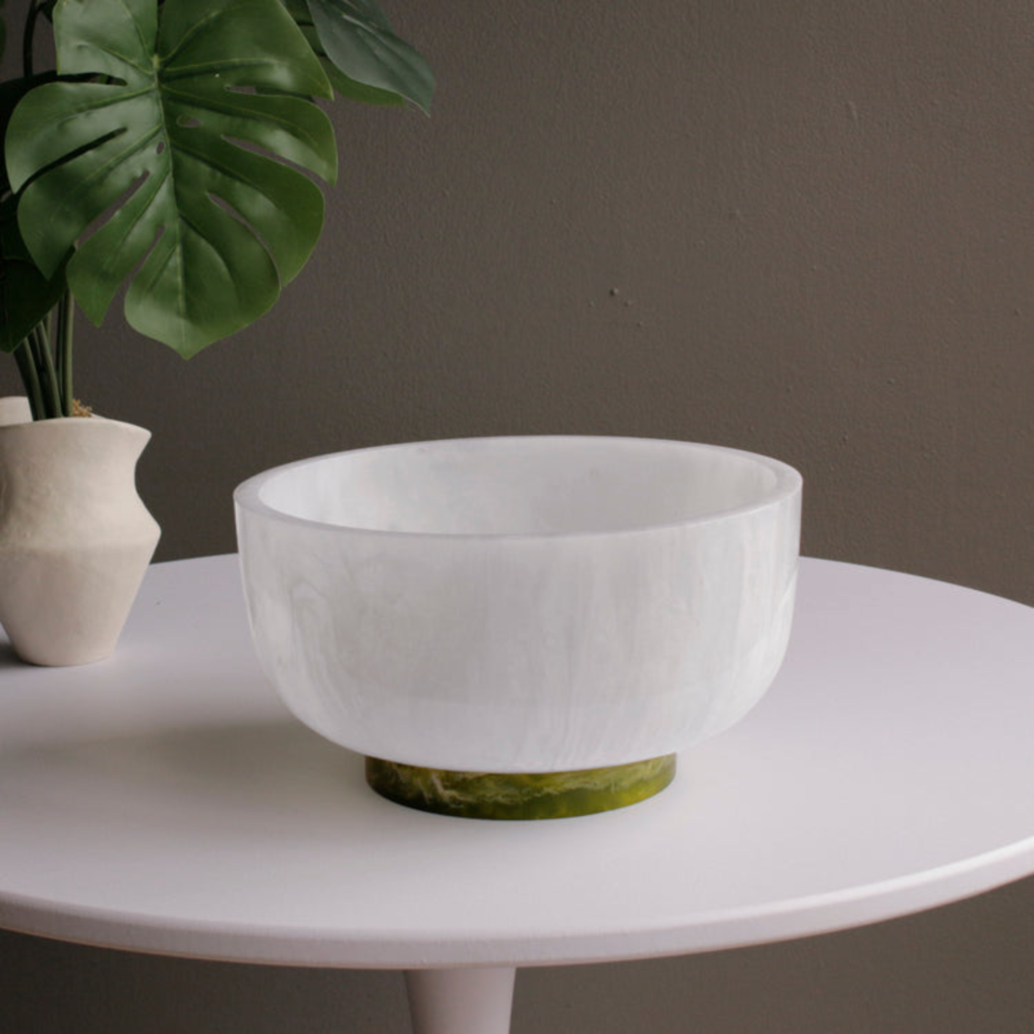 Rio Green/White Resin Large Bowl