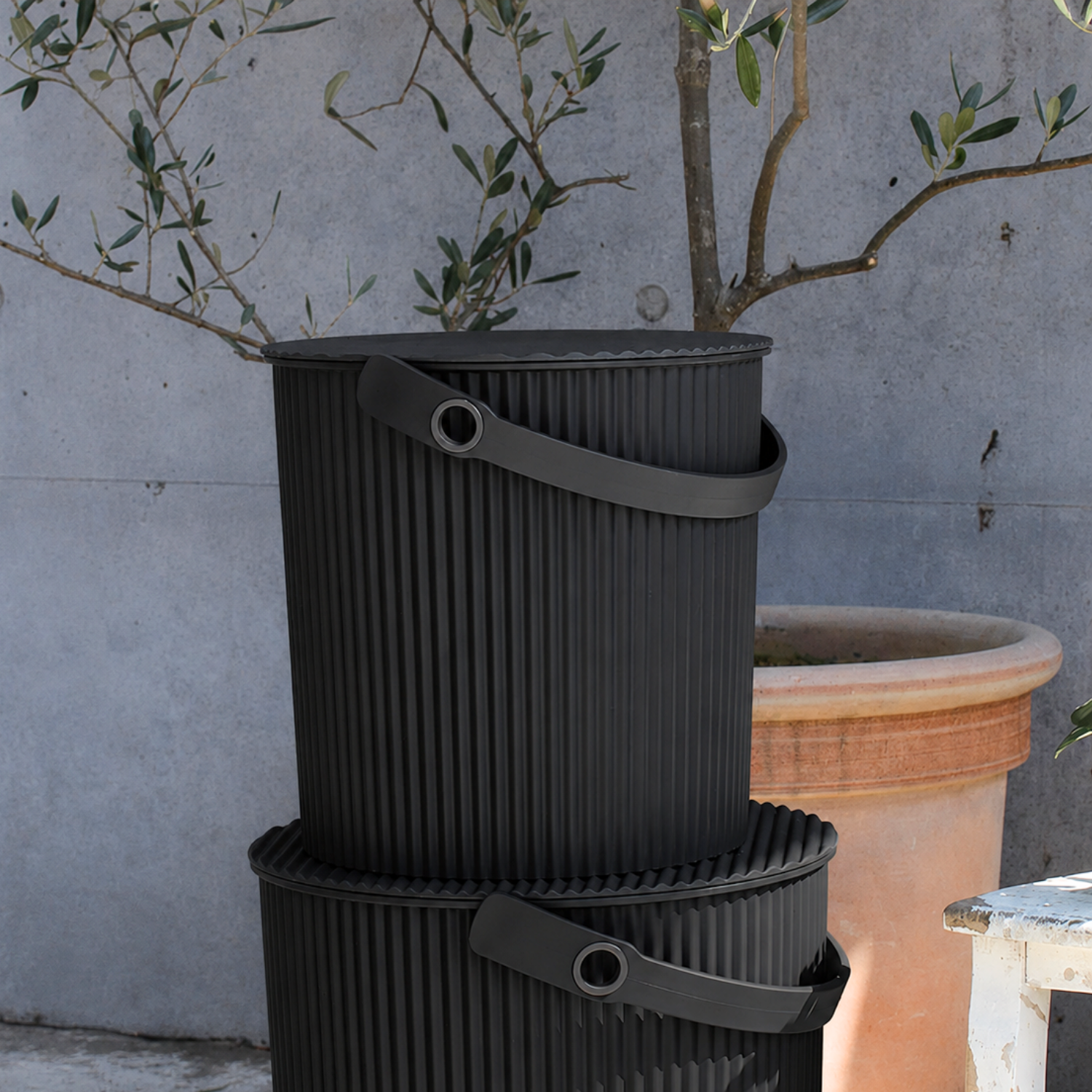 Hachiman Garden Storage Bucket w/ Lid - Black