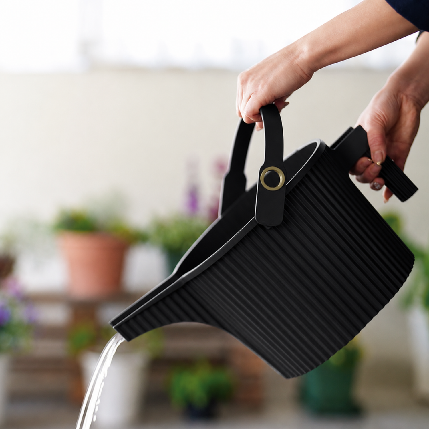 Hachiman Garden 5L Watering Can - Black