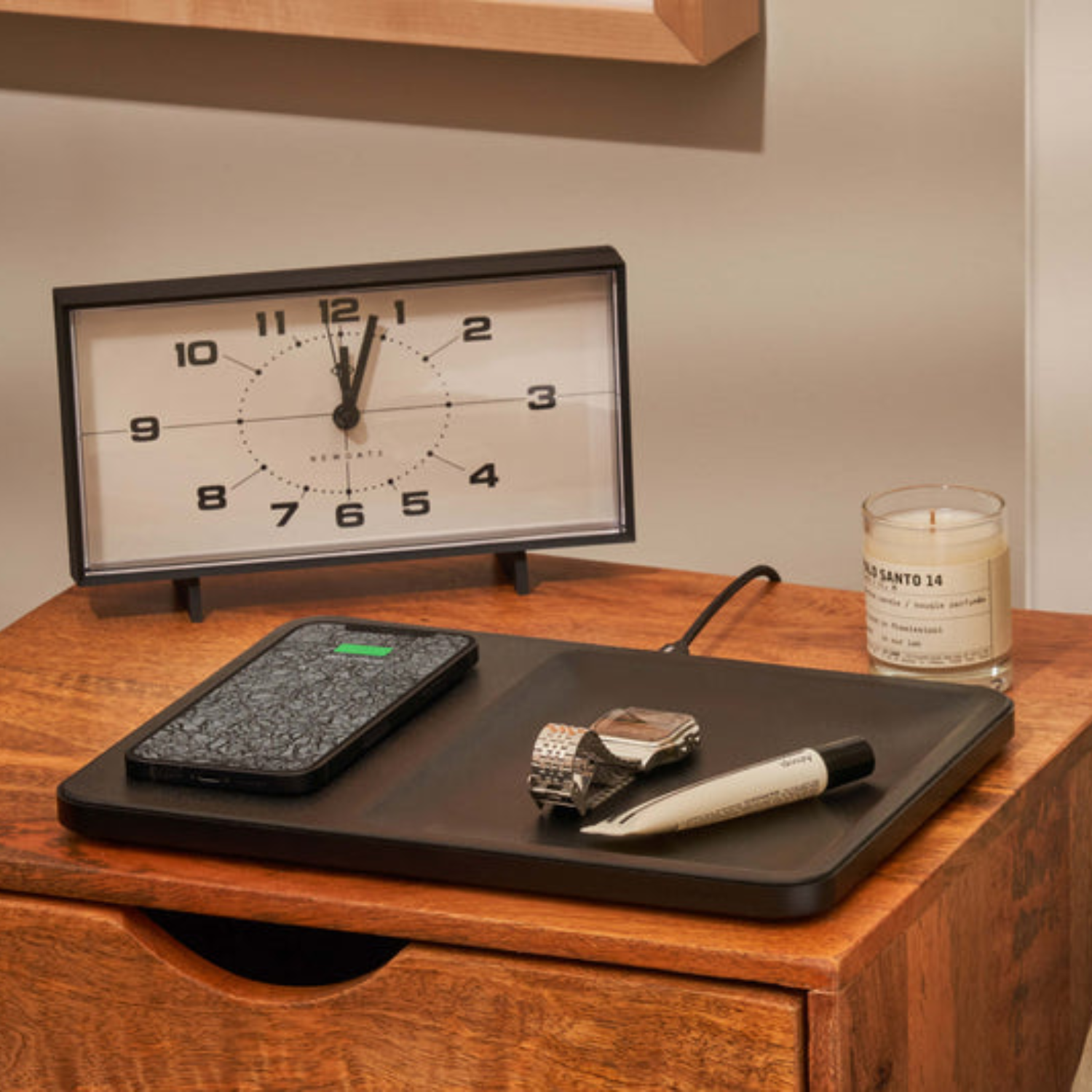 Magnetic Wireless Charger Tray - Ash Leather