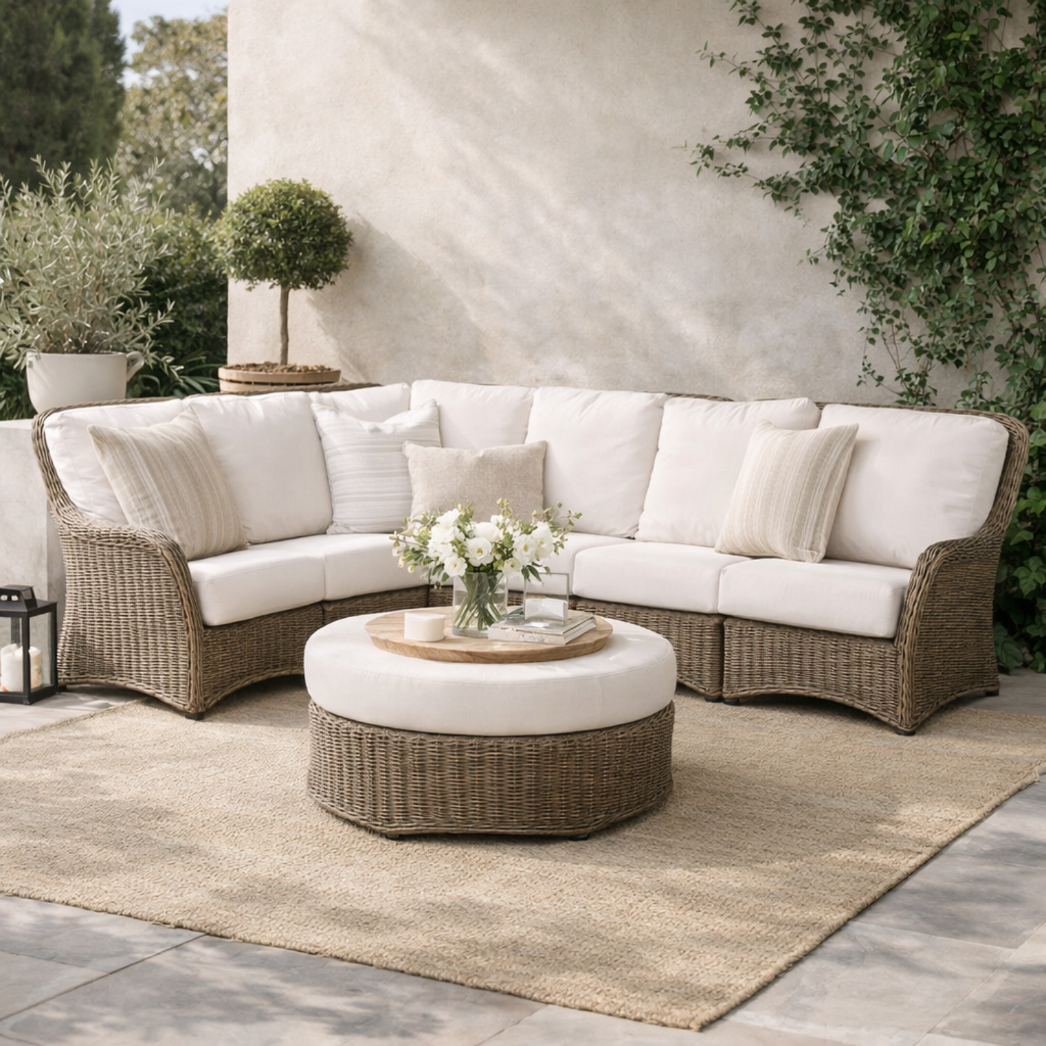 Coastal 42" Round Wicker Ottoman