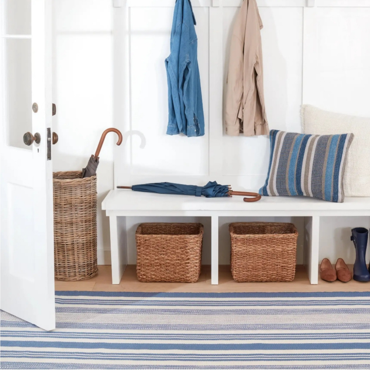 Dash & Albert Quincy Stripe Denim Handwoven Indoor/Outdoor Rug