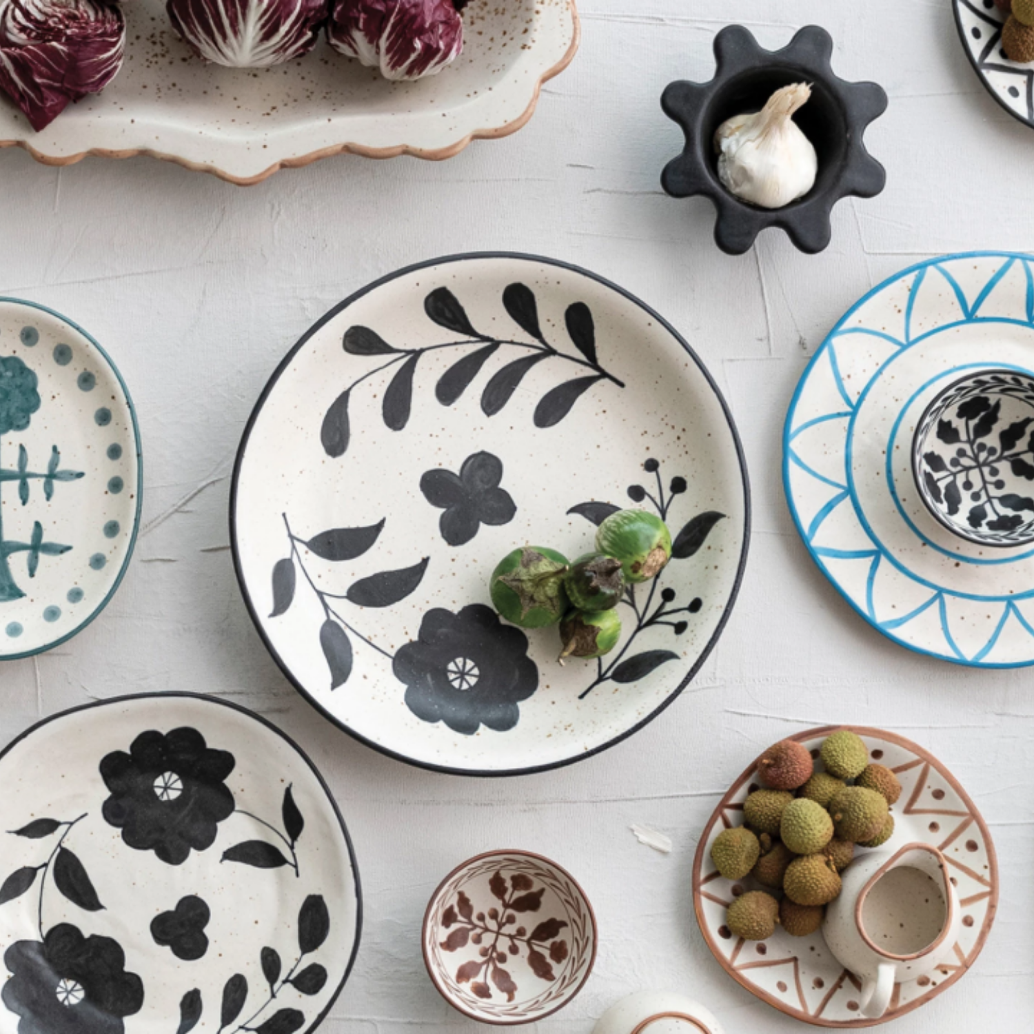 Cottage Floral Stoneware Round Serving Platter