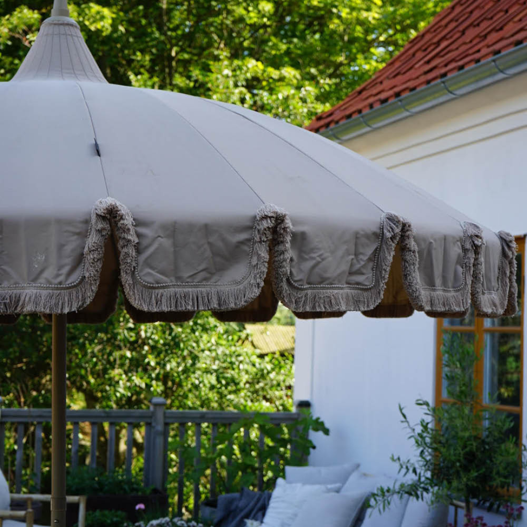 Fringe 8' Round Garden Umbrella - Sand Beige