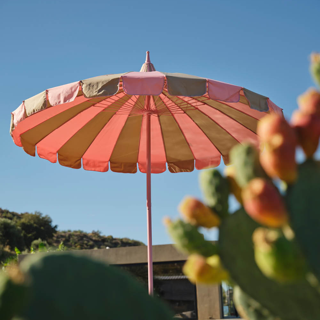 Carousel 8ft Round Garden Umbrella - Pink/Sand Beige