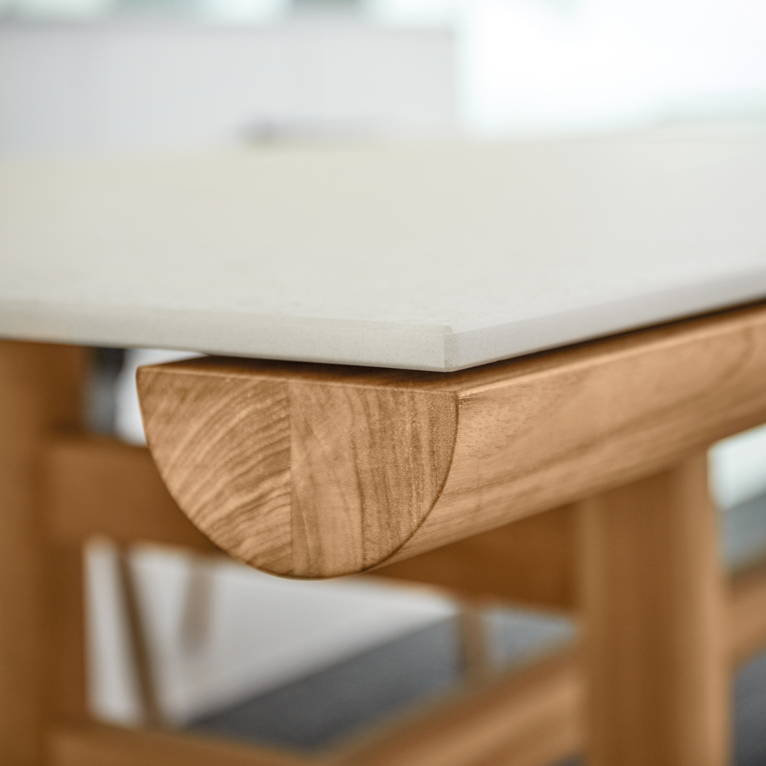 Gloster Rail Dining Teak/Ceramic Table