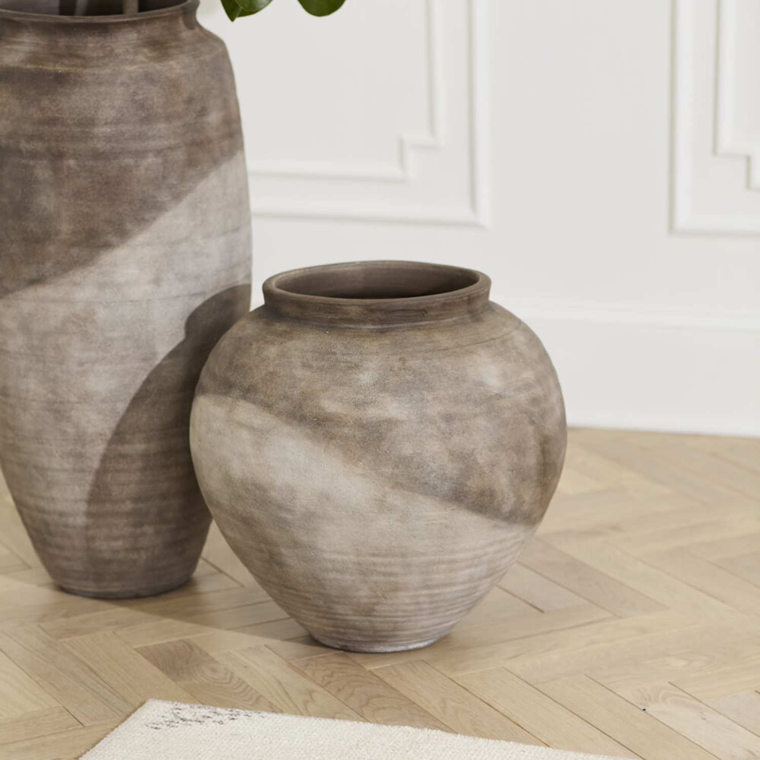 Grandeur Brown Ceramic Vase