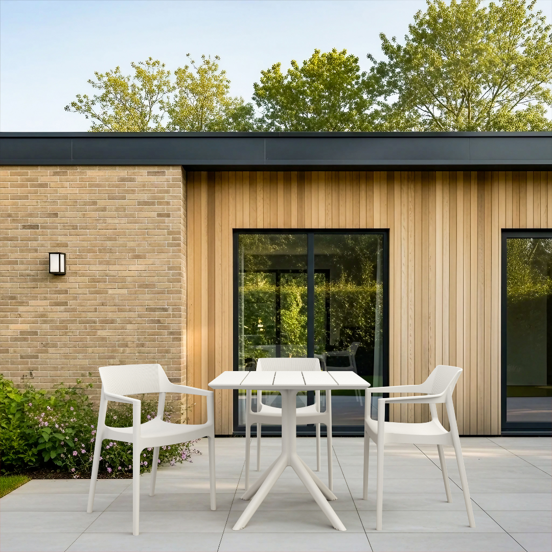 Albany Black Arm Chair (Set of 4)