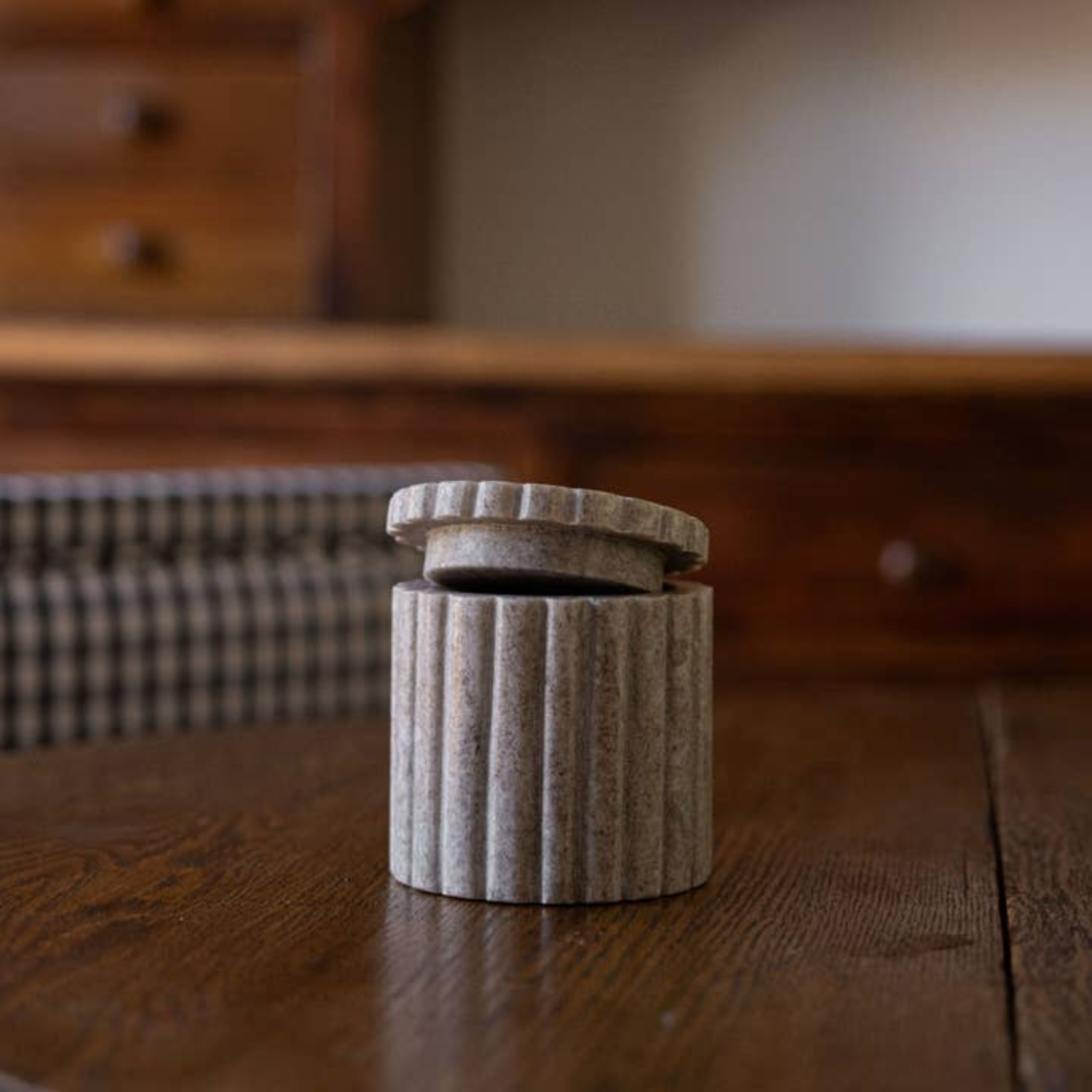 Beige/Grey Marble Fluted Jar