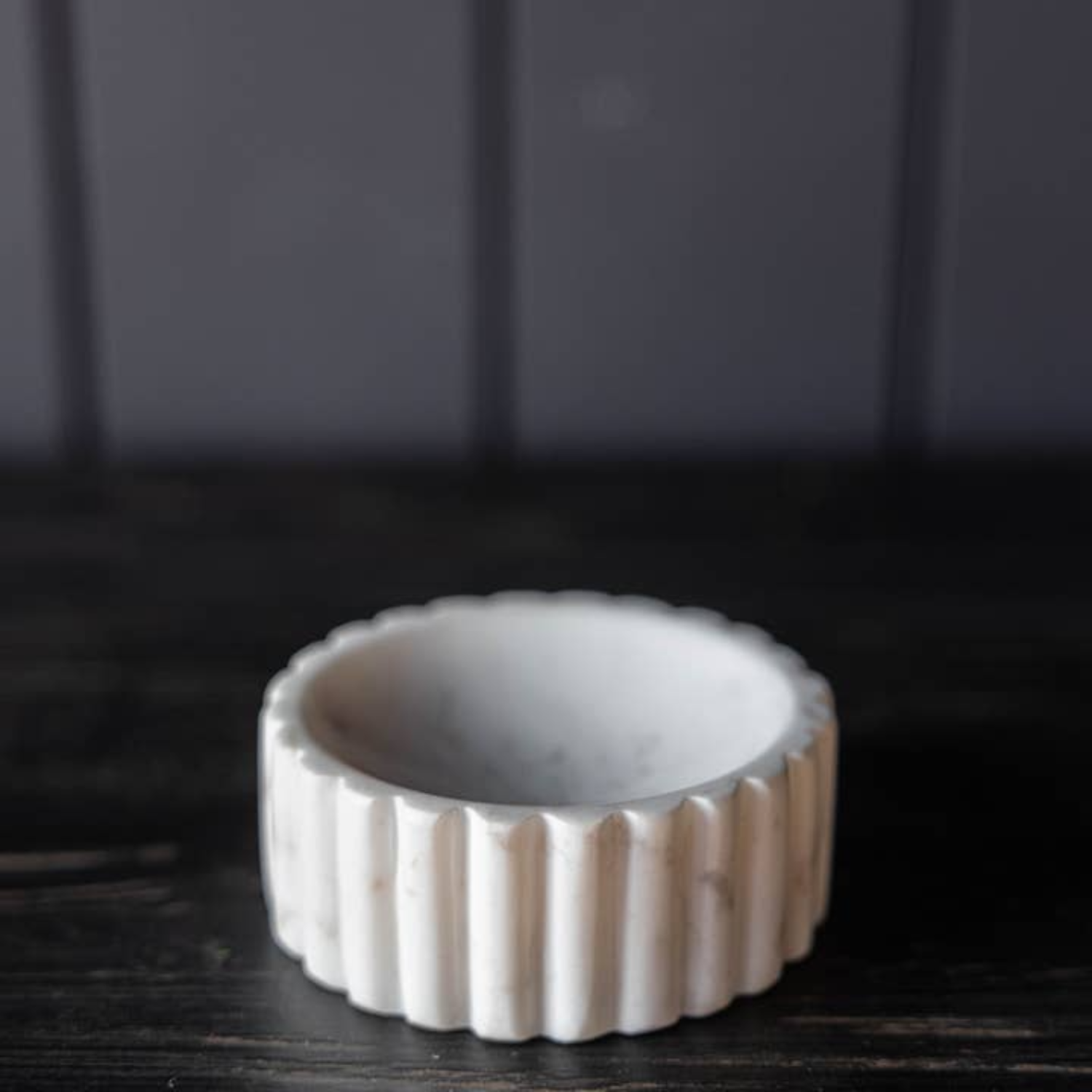 White Marble Fluted Soap/Dish Brush Holder