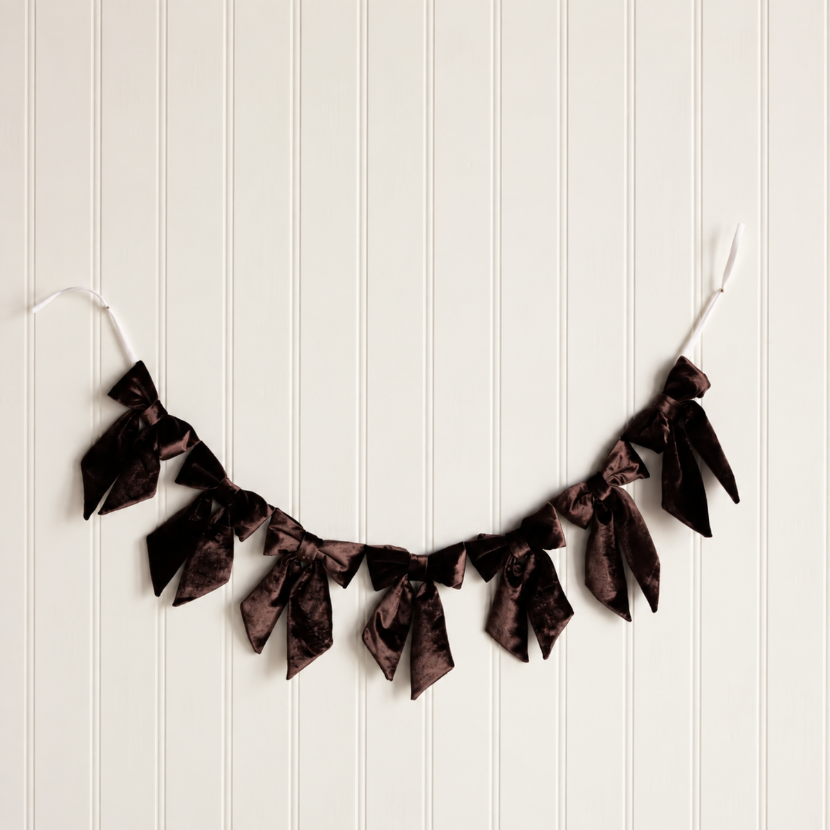Hot Cocoa Velvet Bow Garland