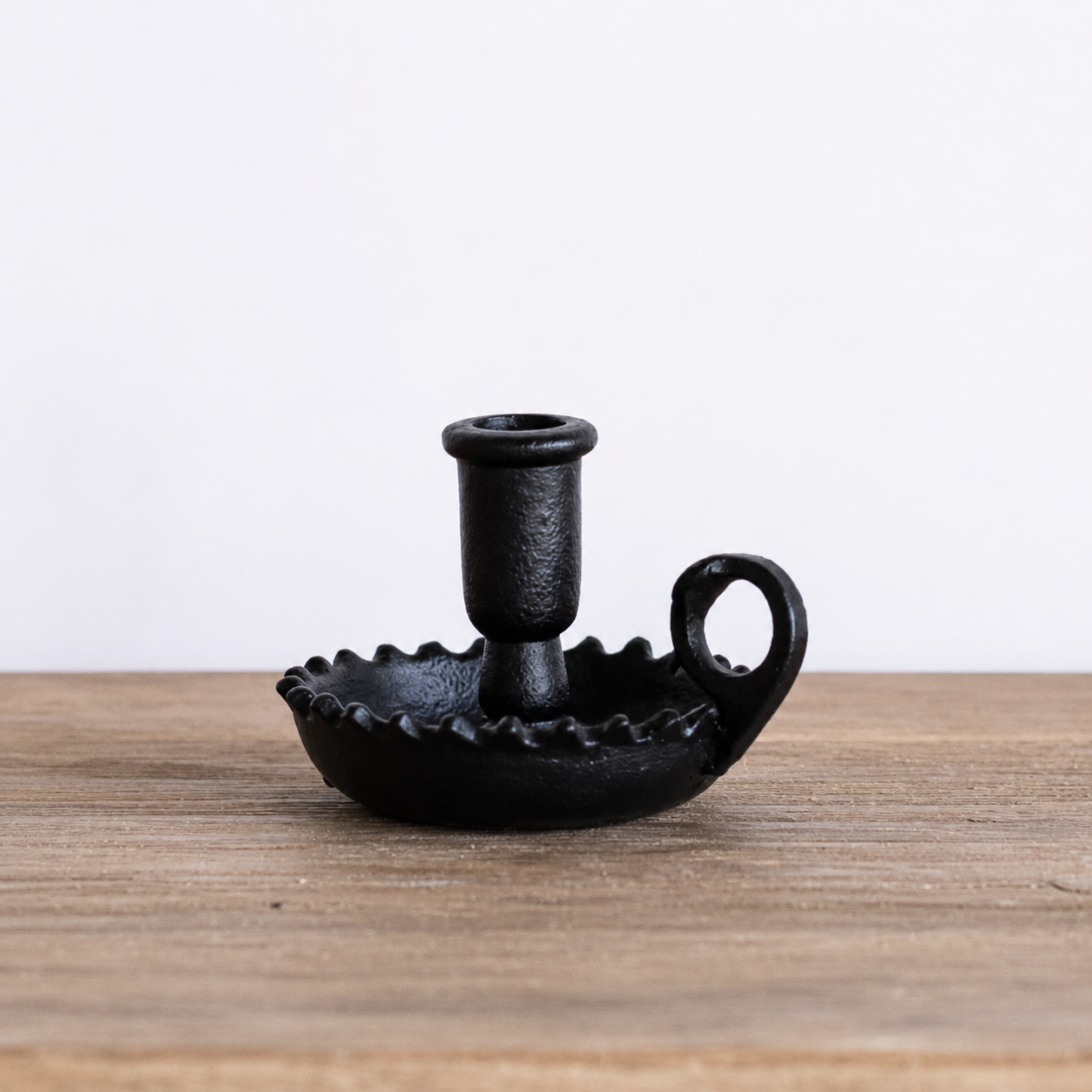Black Scalloped Iron Candlestick Holder