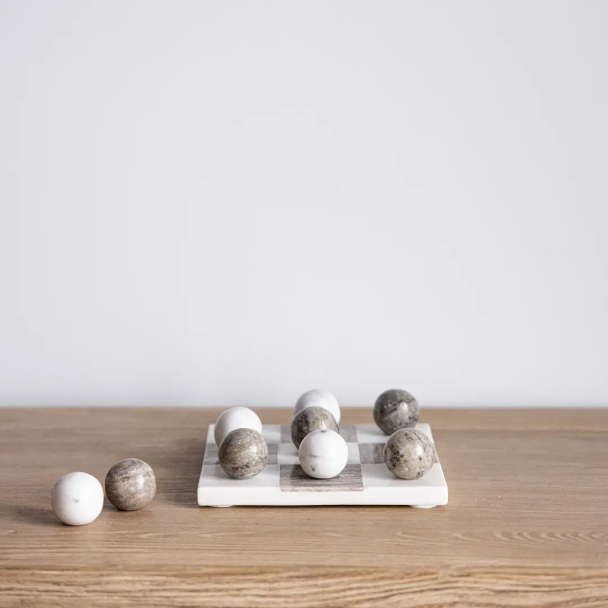 Marble Tic-Tac-Toe - Beige/ White