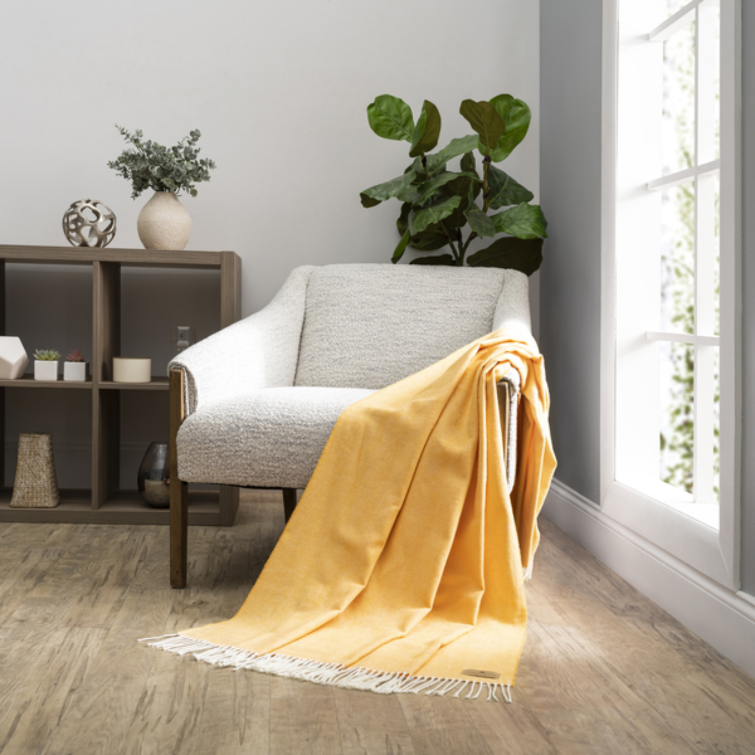 Italian Herringbone Fringe Throw Blanket - Cantaloupe