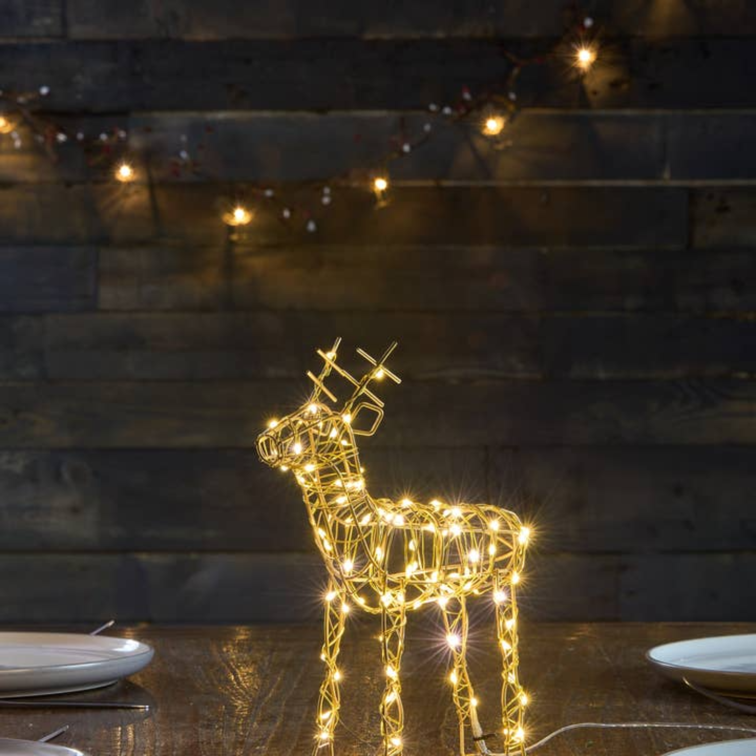 Gold Wire Reindeer Indoor Table Light