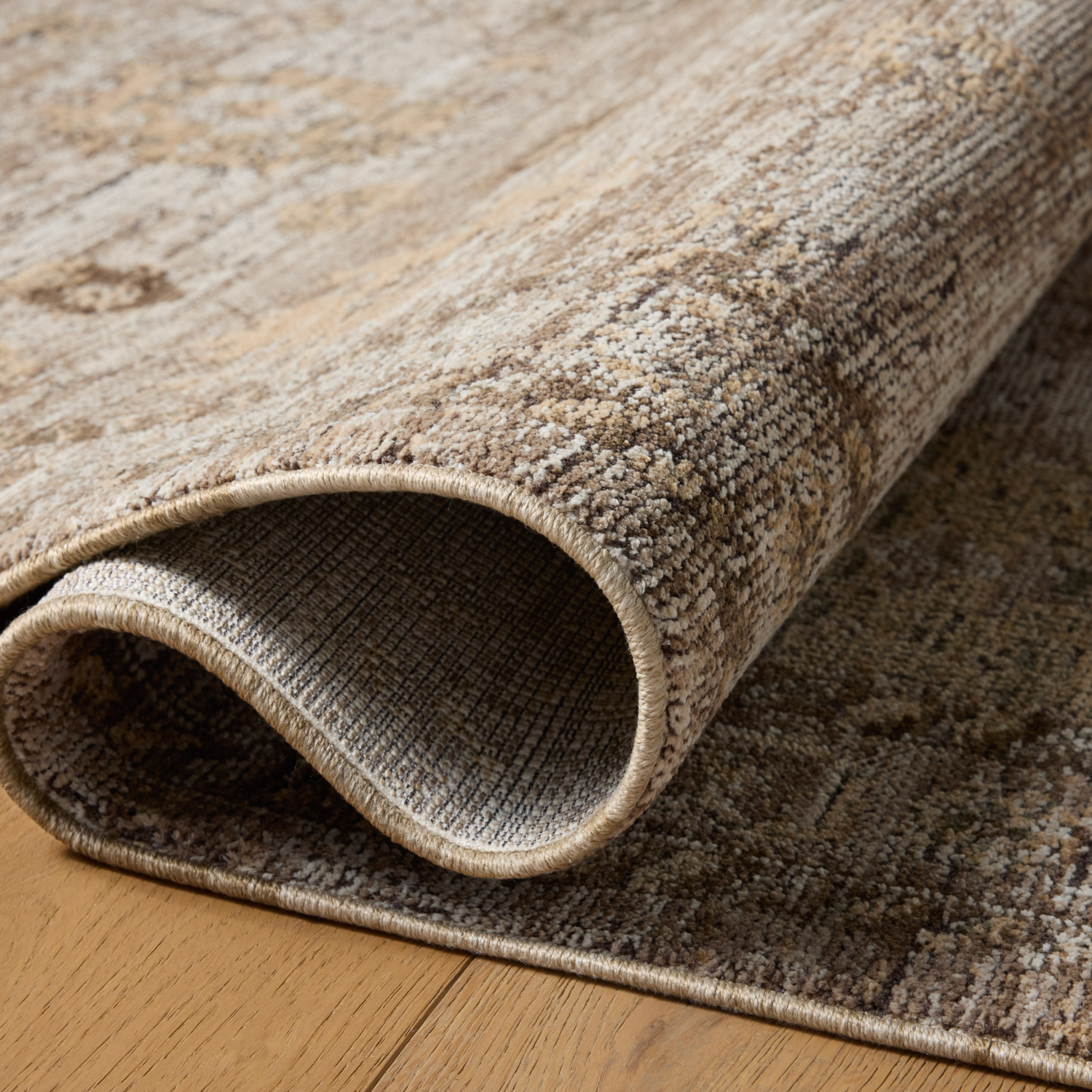 Loloi Priscilla Sand/Earth Indoor Rug