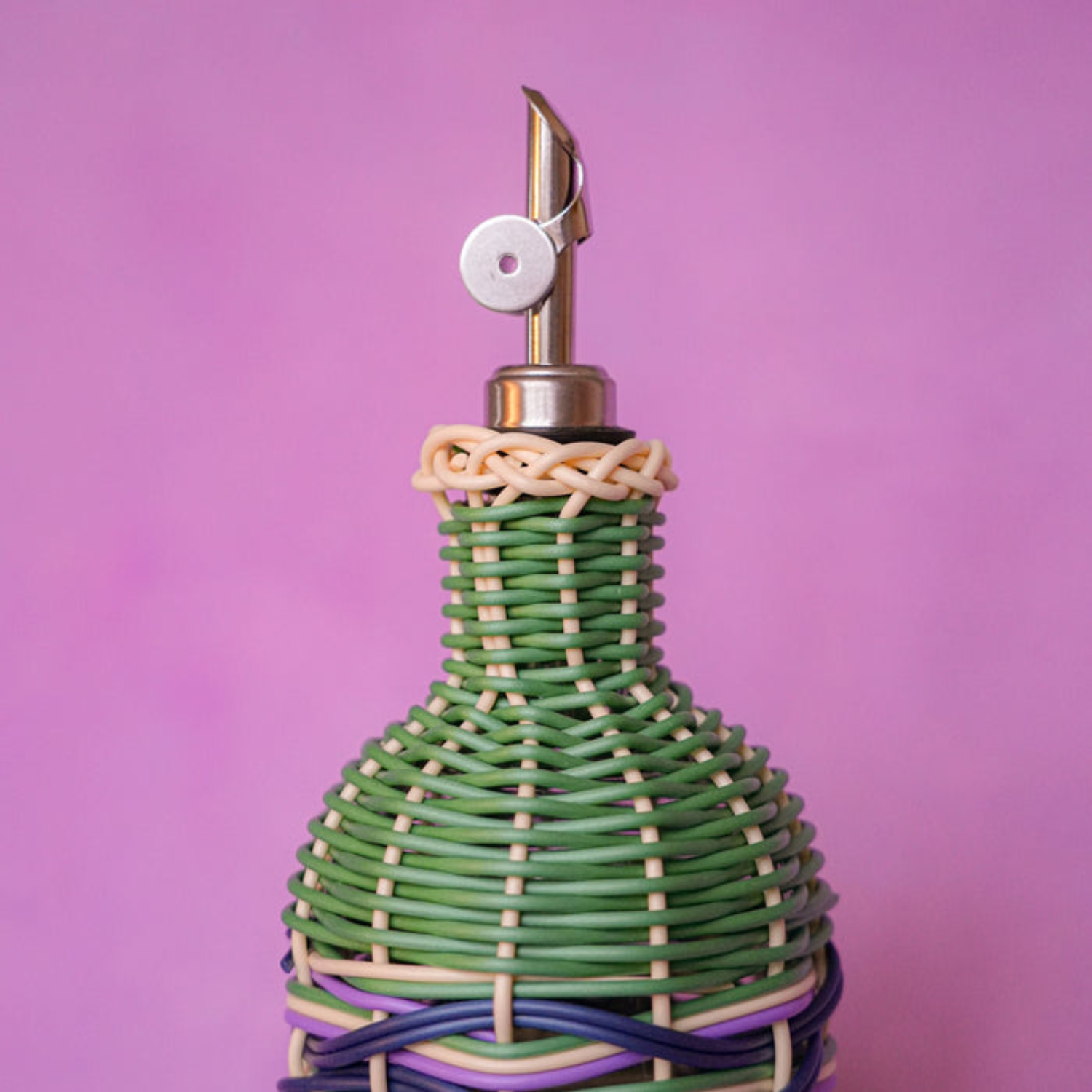 Bold Woven Oil Dispenser - Green/Brown