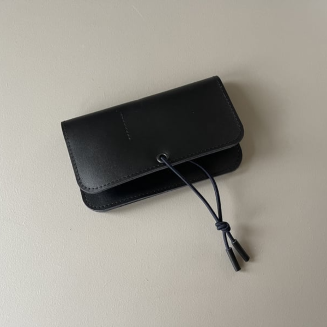 Knot Leather Wallet - Black