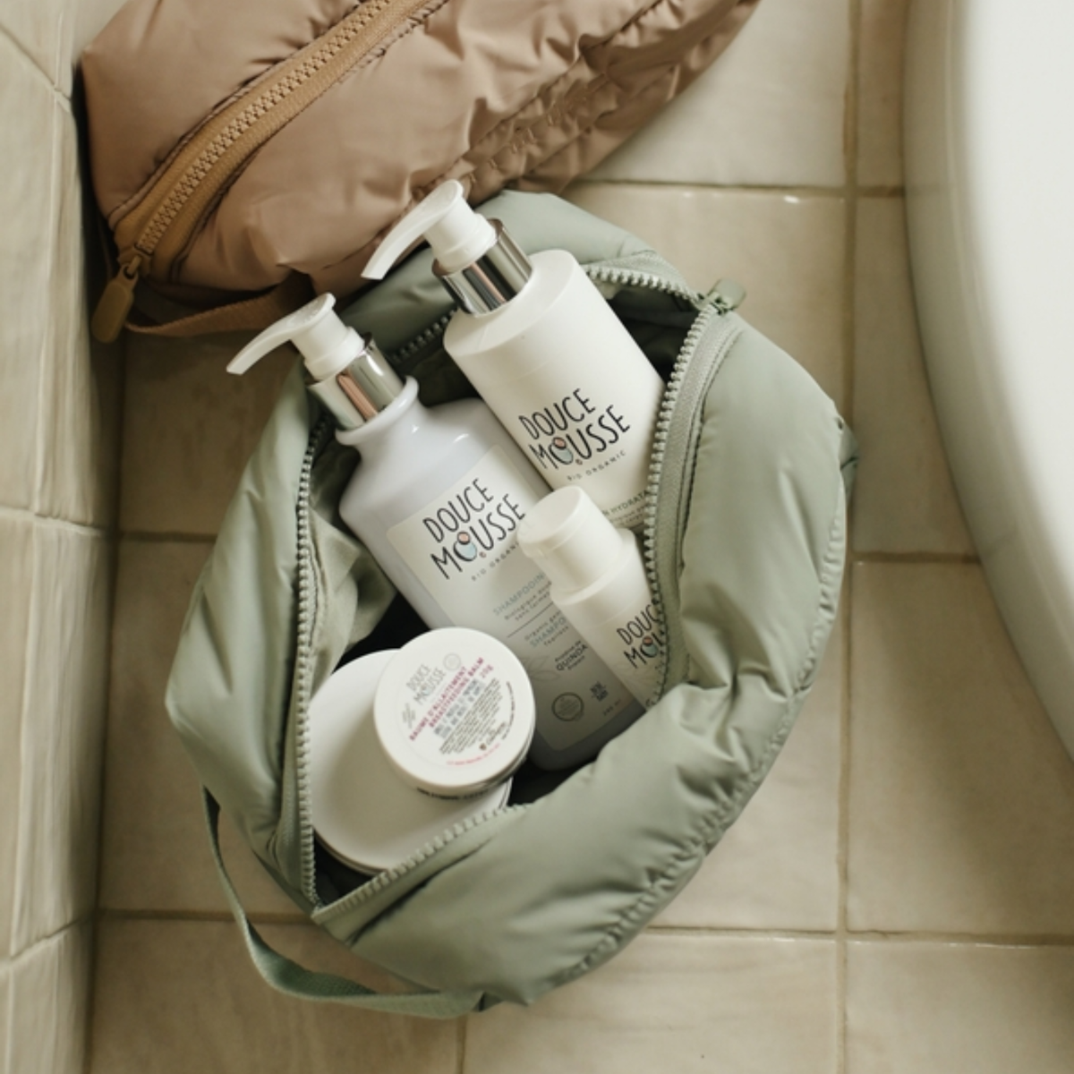 Puff Toiletry Bag - Sage