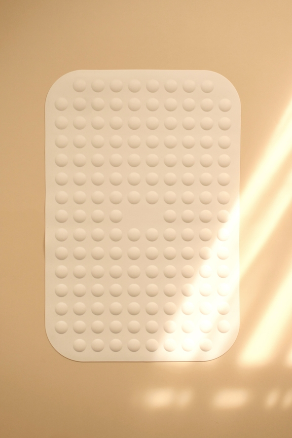 Kids Silicone Sprout Bath Mat - Shell White