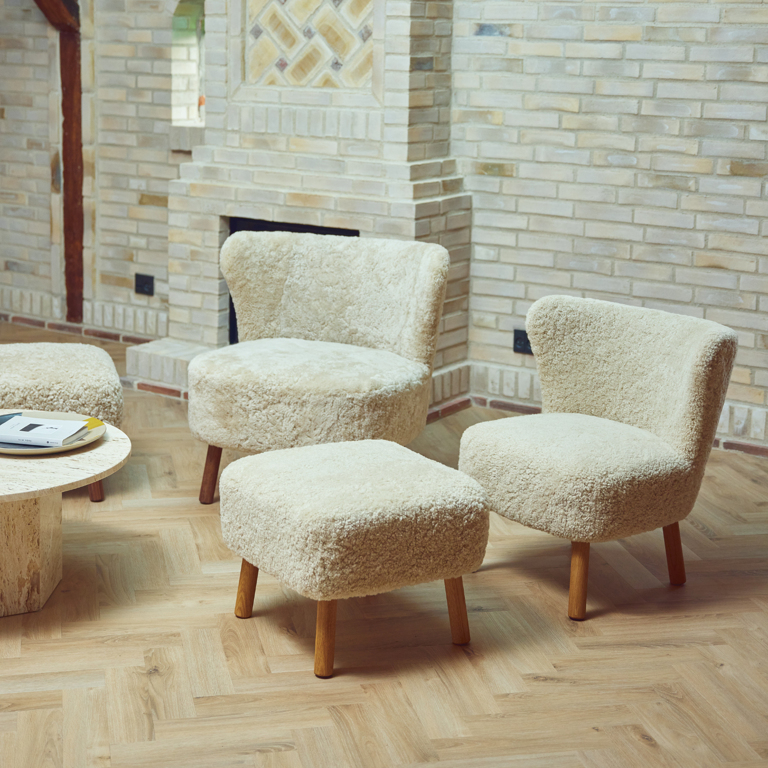 Arlberg Wool Sheepskin Lounge Chair - Pearl