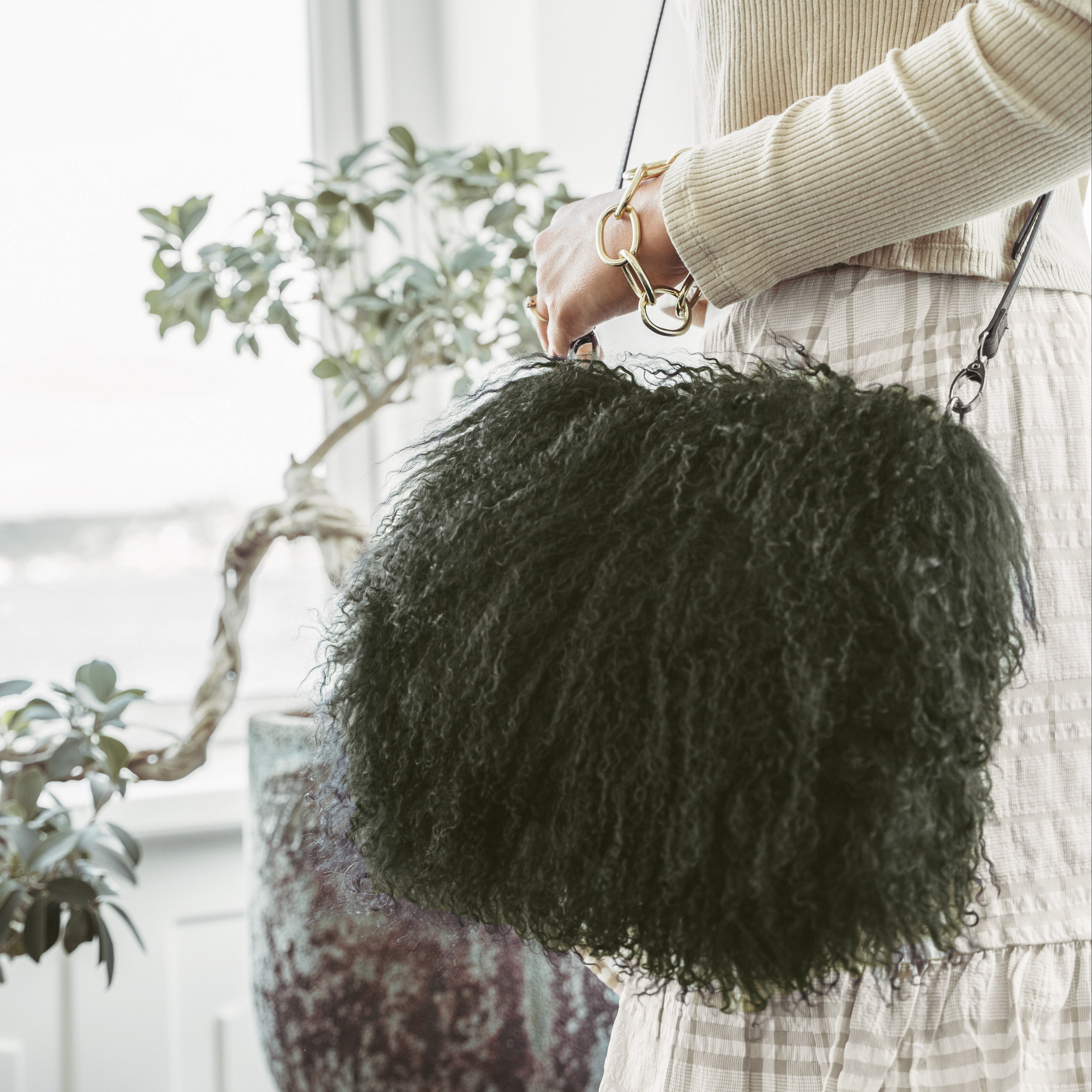 Skye Sheepskin Cross-Body Hedge Bag- Green