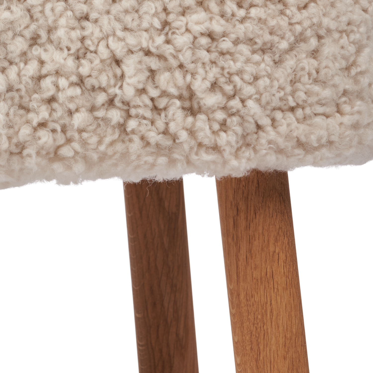 Arlberg Wool Sheepskin Ottoman - Pearl