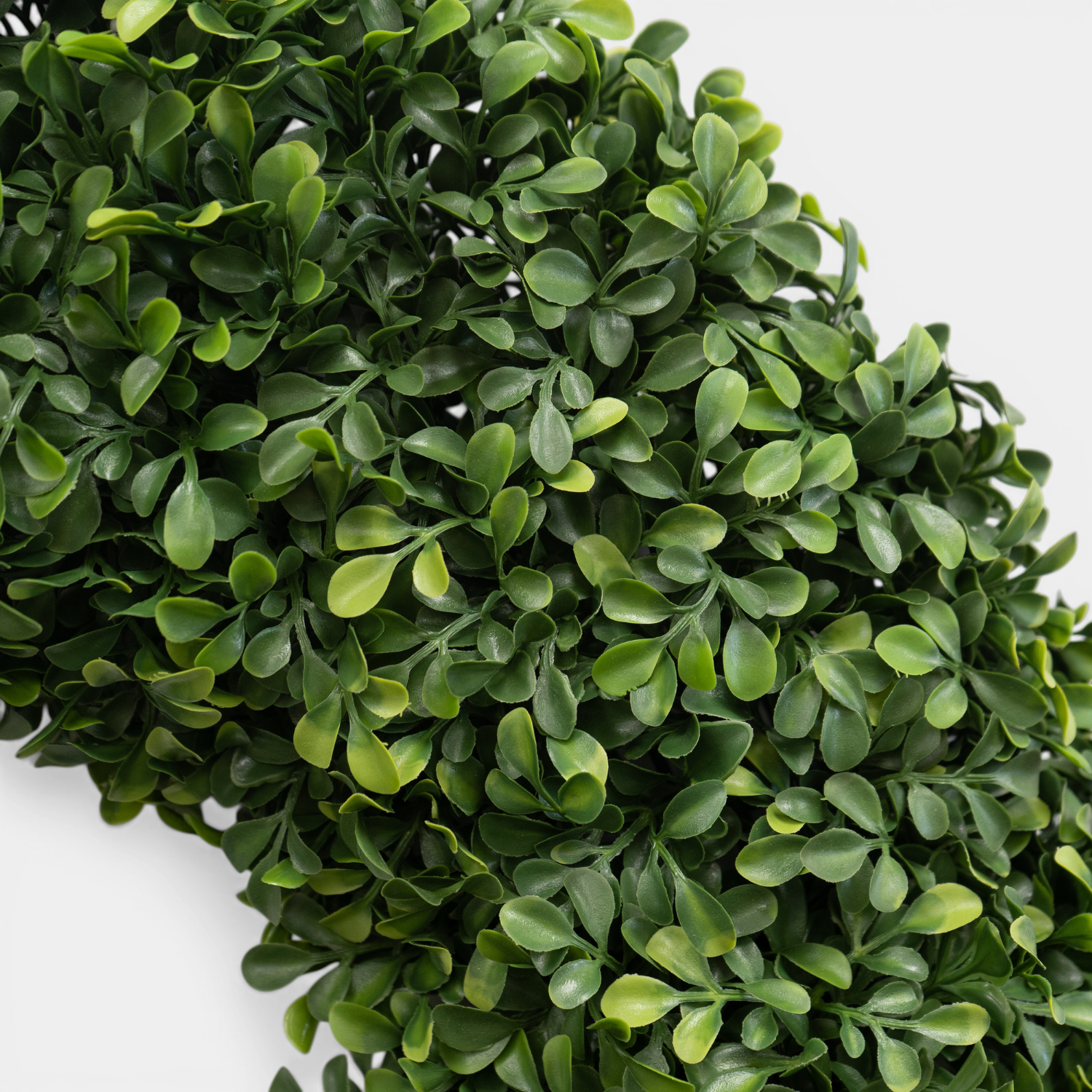 Artificial Outdoor 26" Boxwood Wreath