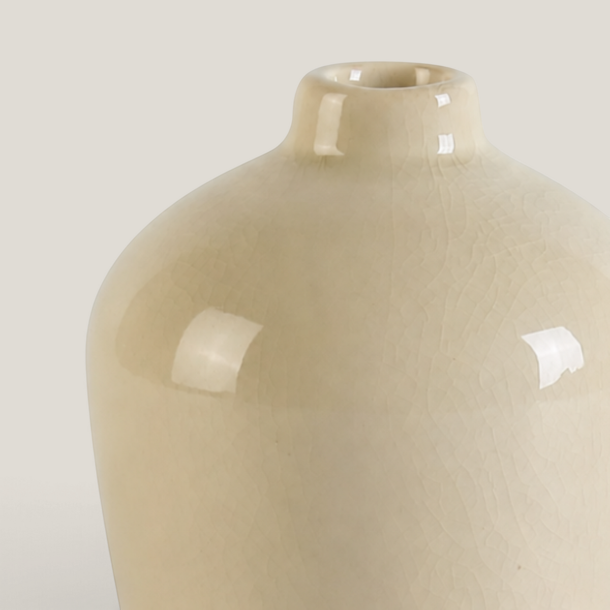 Aurelia Terra Cotta Vase - Créme
