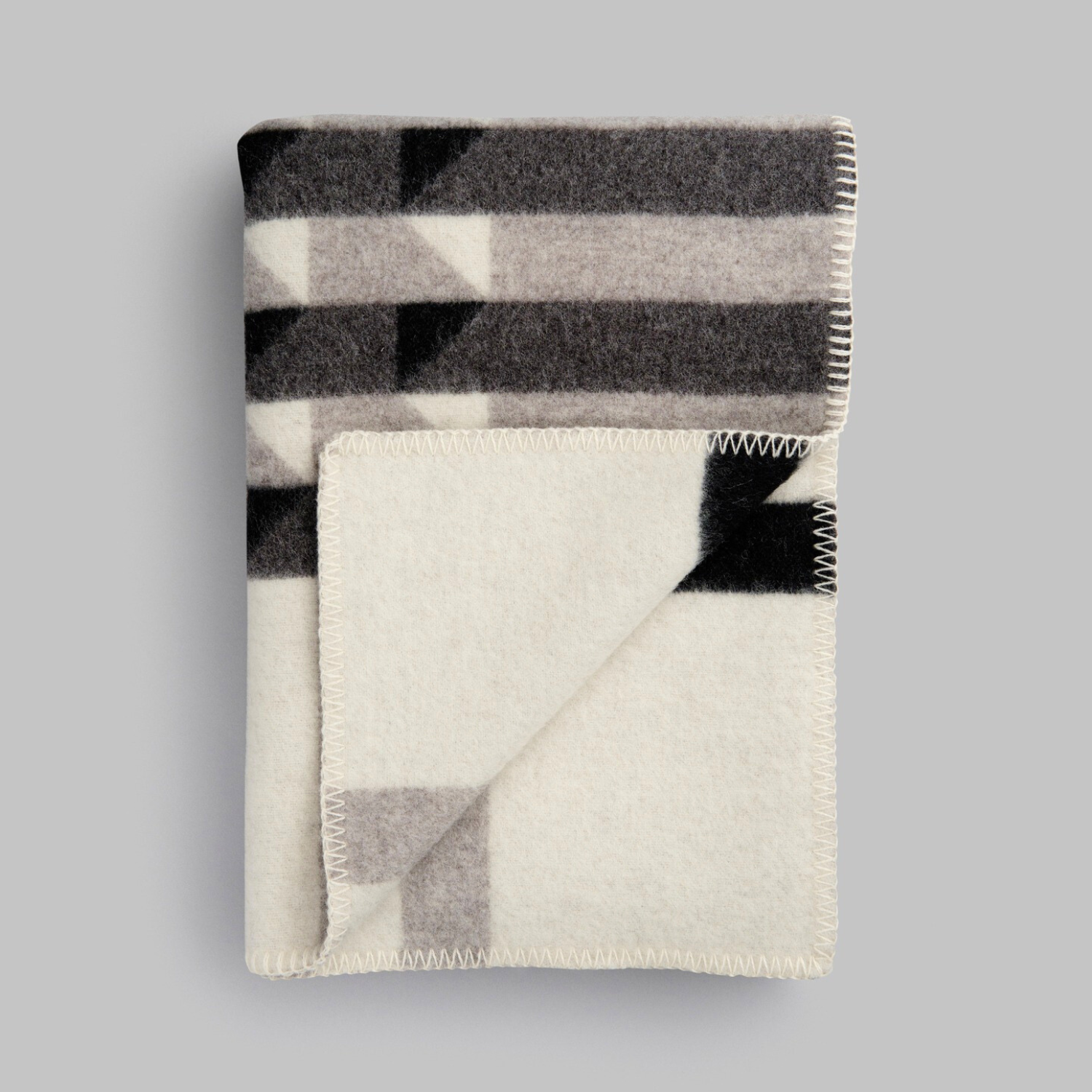 Norwegian Geo Wool Throw Blanket - Grey
