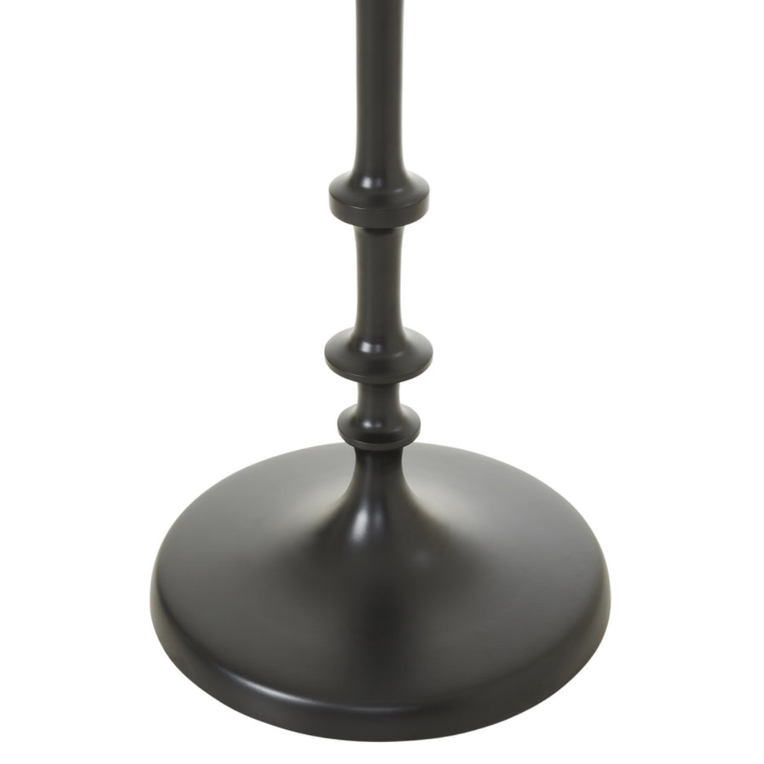 Spire Cast Aluminum Floor Lamp- Matte Black