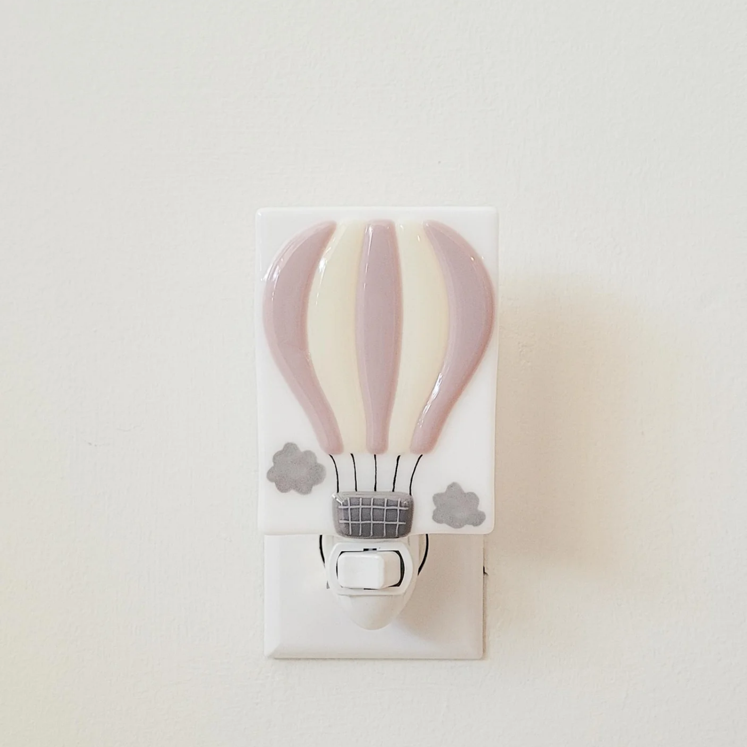 Dreamland Balloon Good Night Light