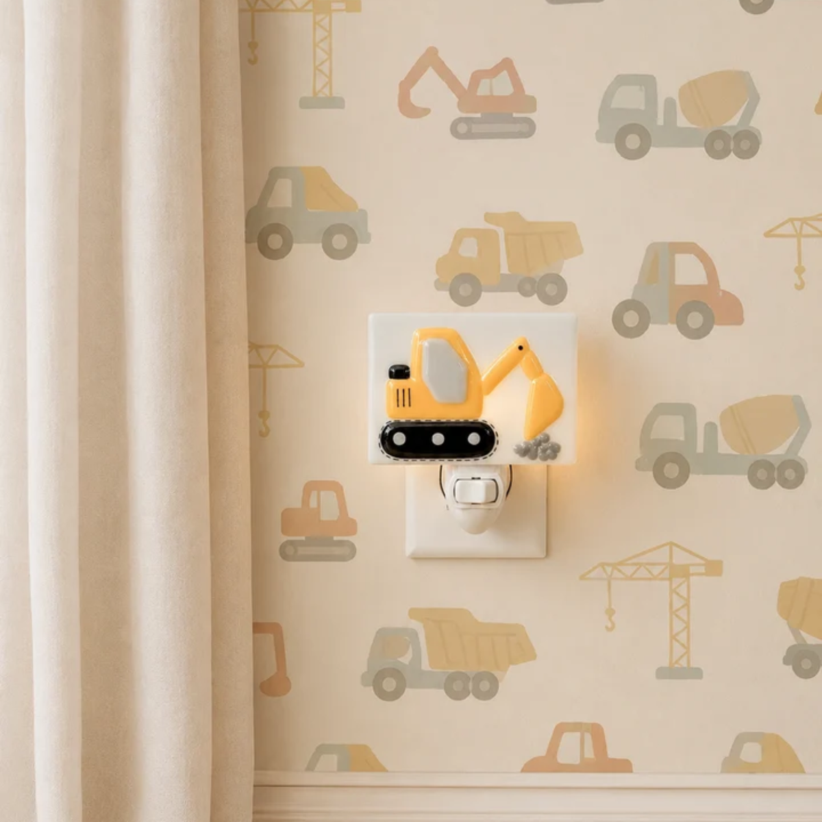 Little Builder Good Night Light