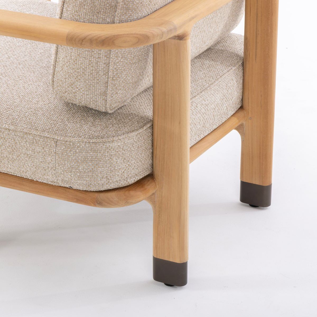 Cypress Teak Lounge Chair - Natural Oatmeal