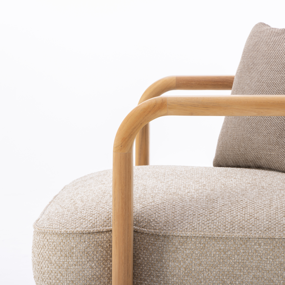 Cypress Teak Lounge Chair - Natural Oatmeal