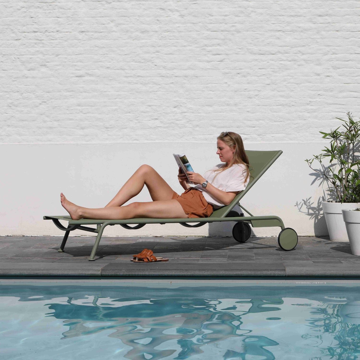 Davenport Green Sun Lounger