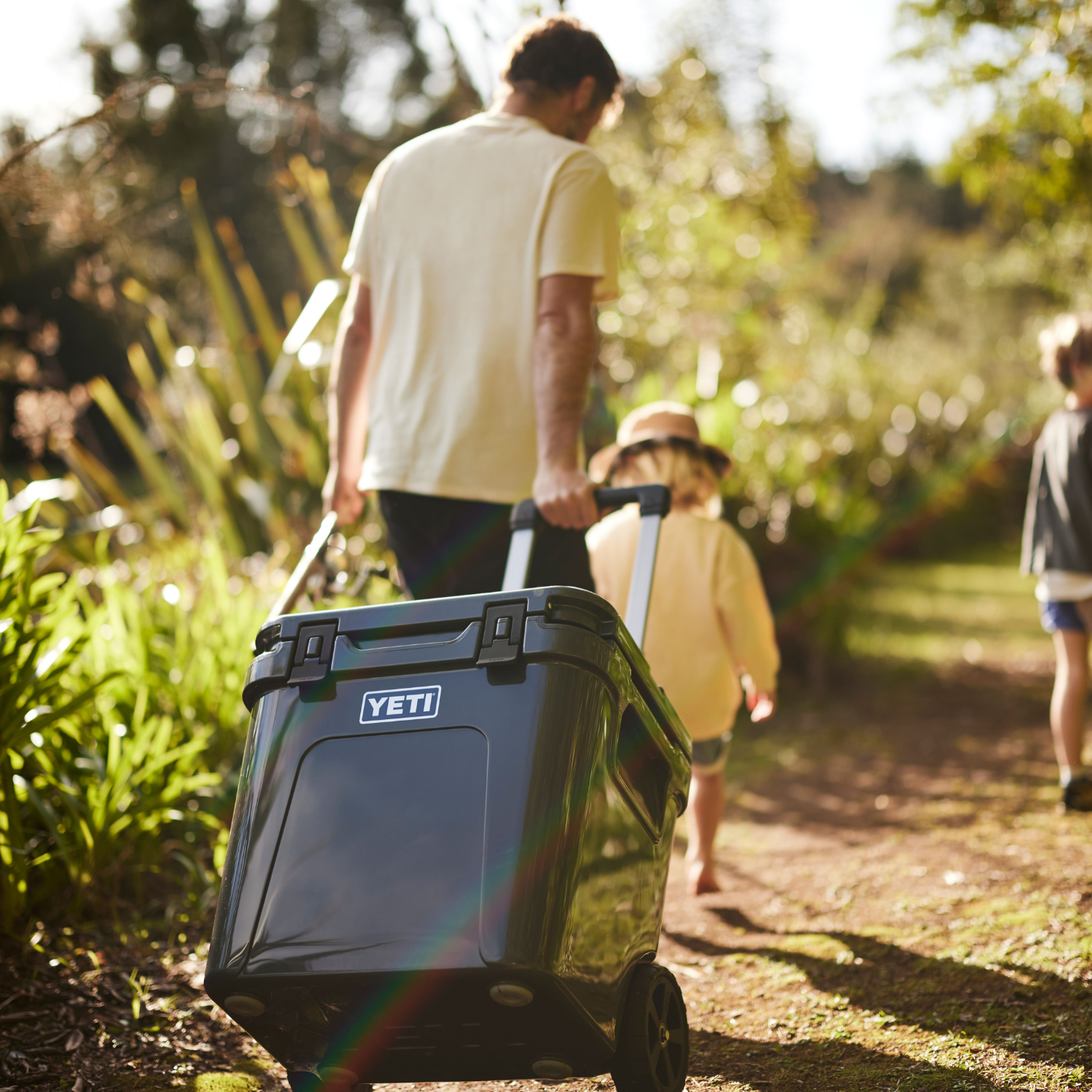 Yeti Charcoal Roadie 48 Cooler