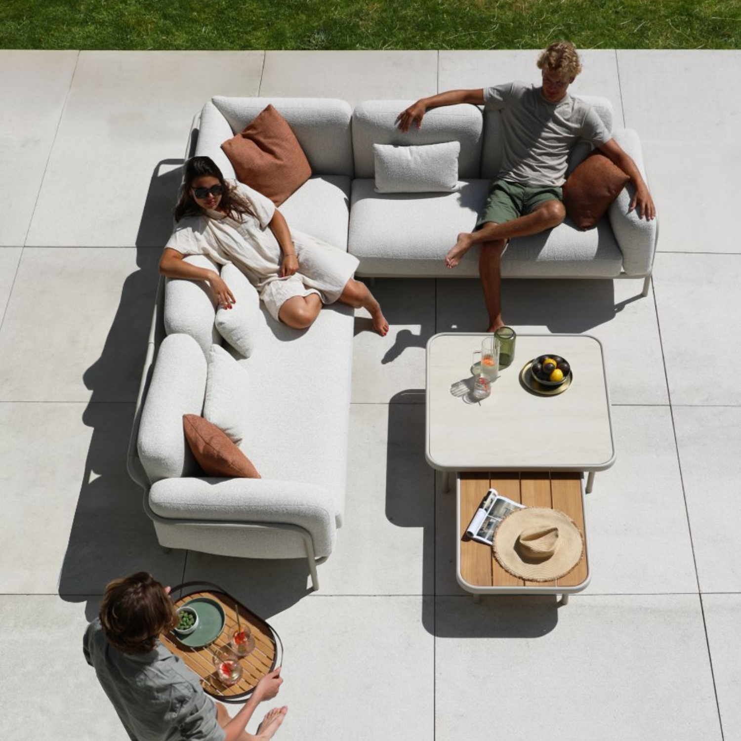 Laval Sectional - Beige
