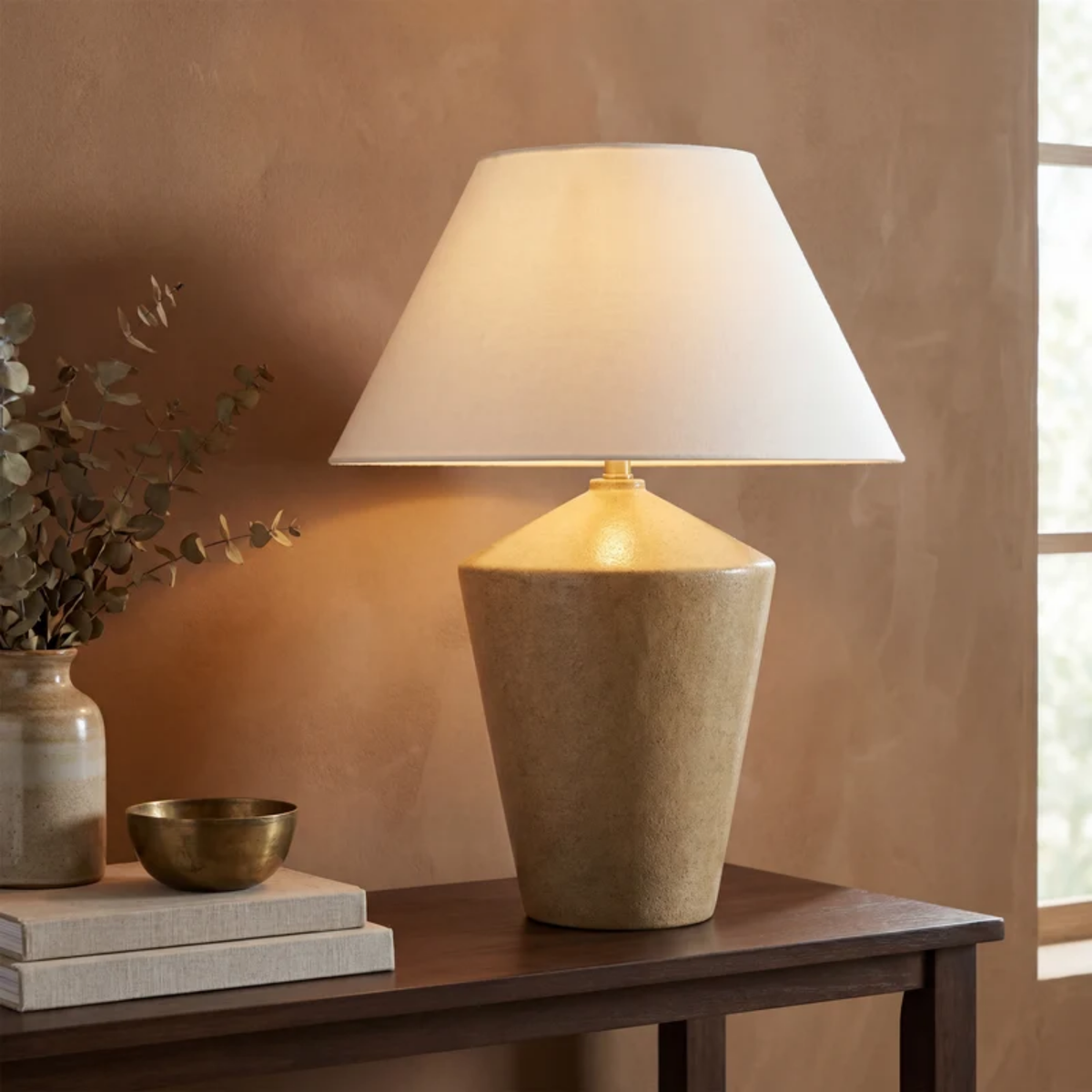 Muse Resin Table Lamp - Beige