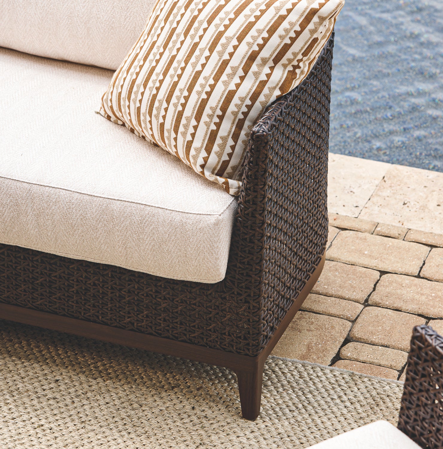 Nottingham Espresso Wicker Lounge Chair