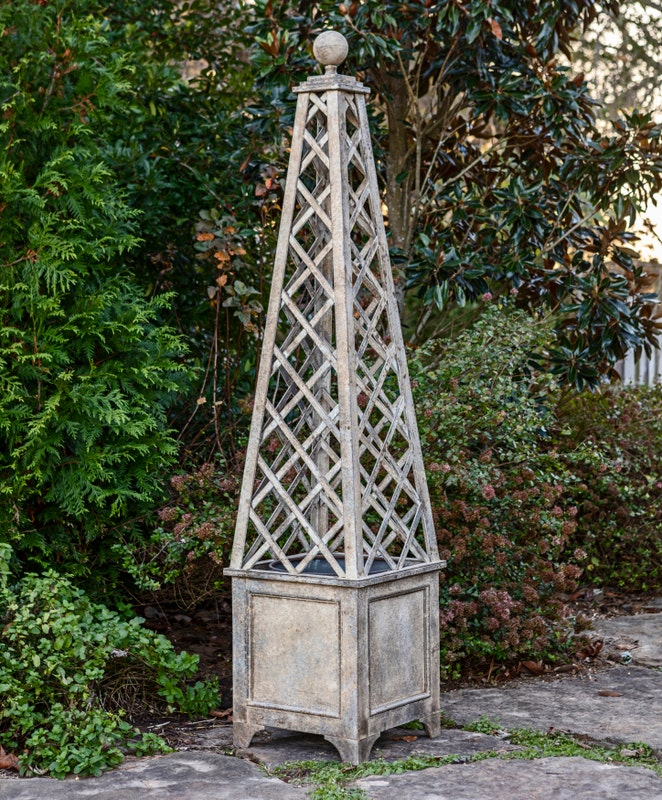 Grandeur Metal Trellis Planter - Aged Grey