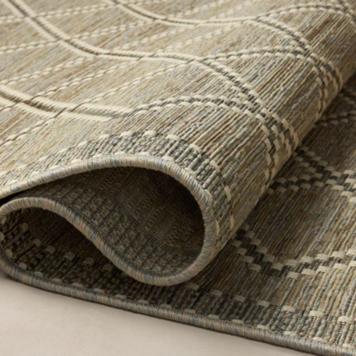 Loloi Saylor Stone/Ivory Outdoor Rug