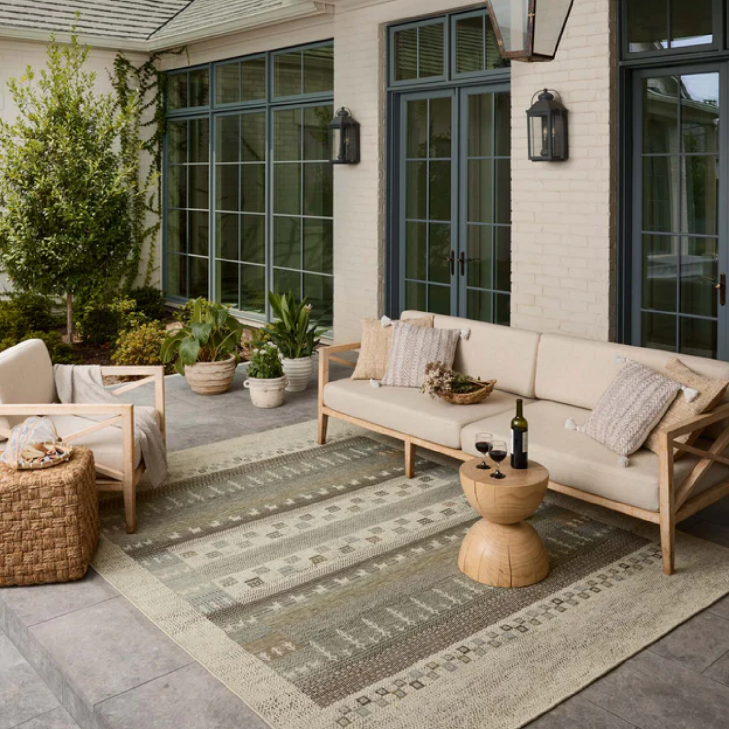 Loloi Saylor Ivory/Earth Outdoor Rug