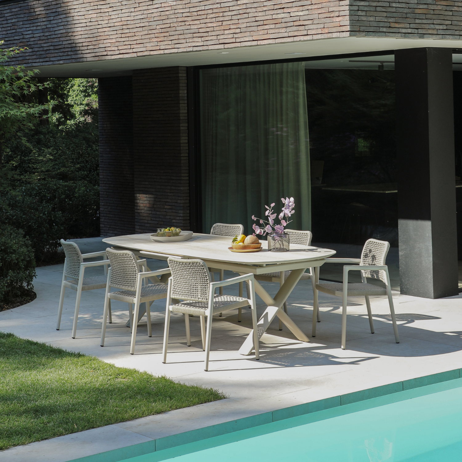 Simcoe Ceramic Outdoor Dining Set - Beige
