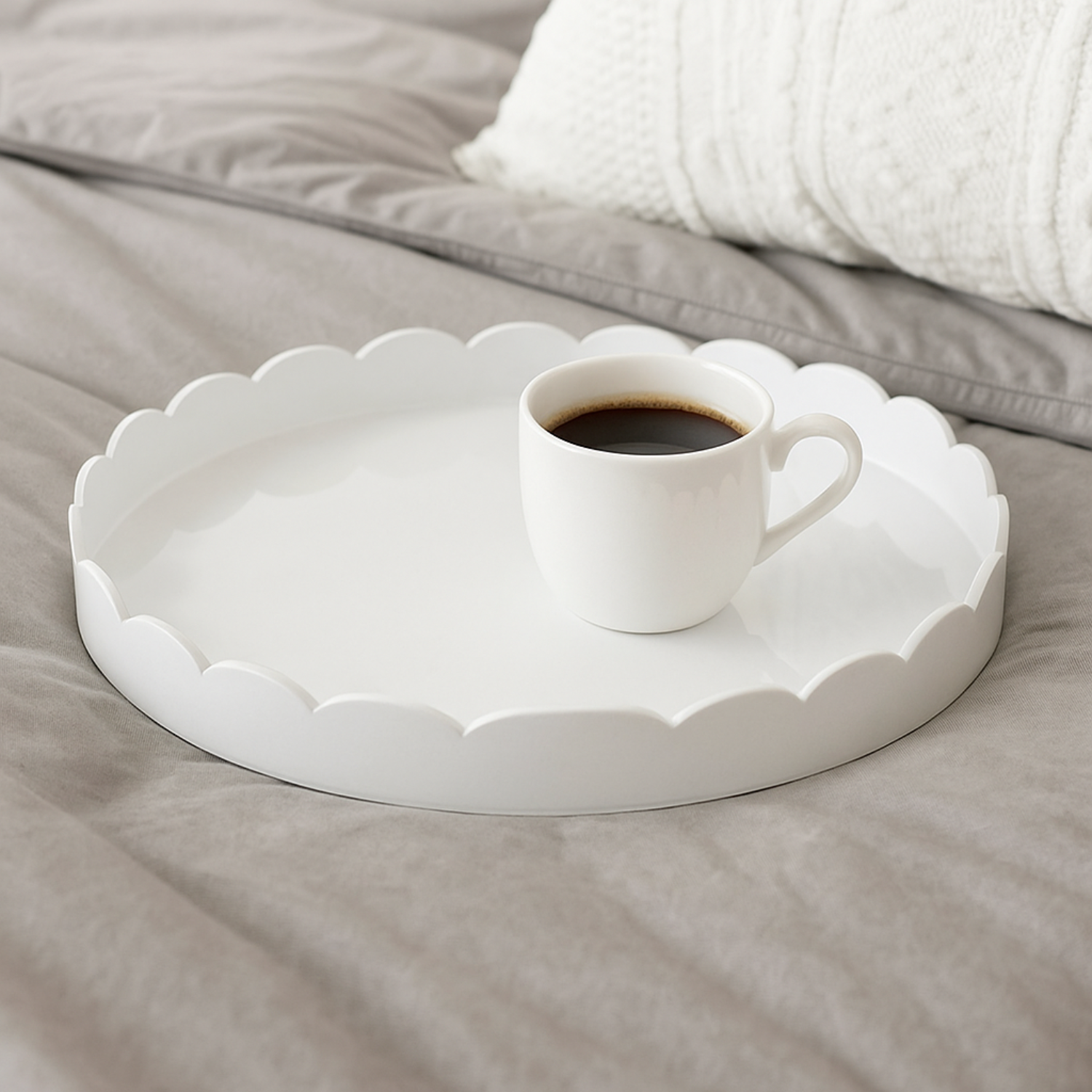 Lacquer White Round Scalloped Tray