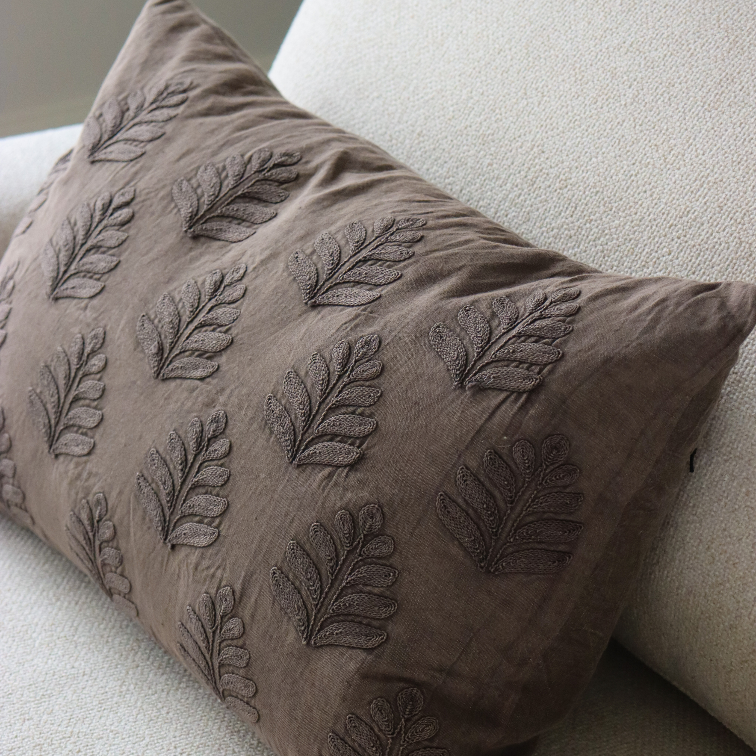 Grove Linen Kidney Pillow - Charcoal
